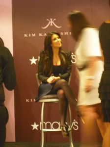 Kim Kardashian Greets a Fan at Macy's Kim Kardashian Greets a Fan at Macy's